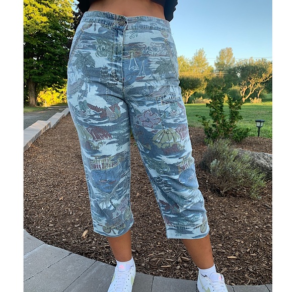 womens Chico’s straight-leg capris - Picture 2 of 8